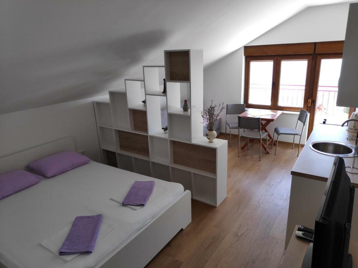 Anicic Apartment Podaca